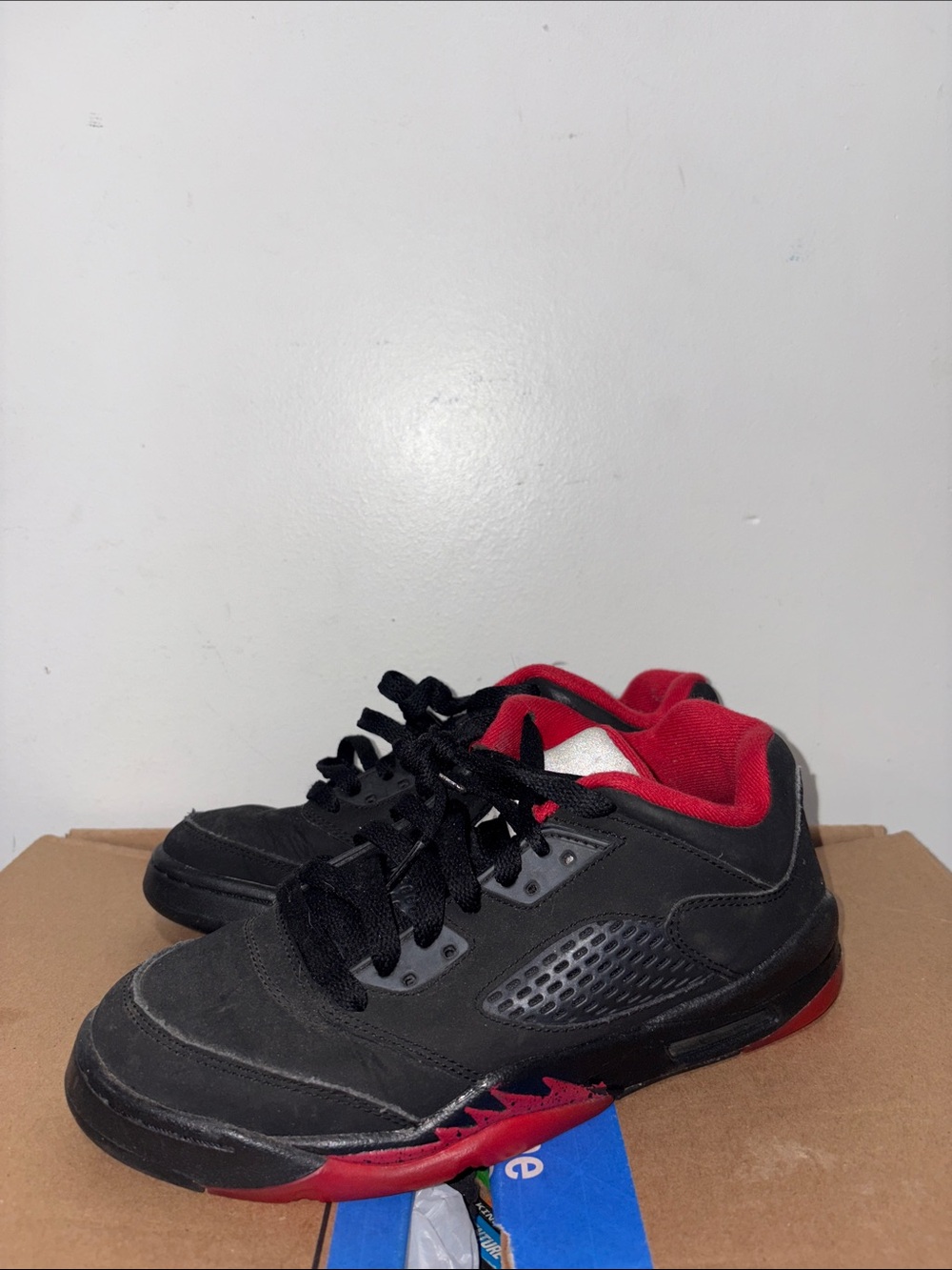 Air Jordan 5 lows size 6Y